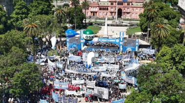 Con una plaza colmada, la CGT inició su plan de lucha contra la reforma: “Vamos a ir a un paro nacional”