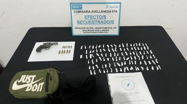 Buscan a dos jóvenes por matar a su vecino en Navidad