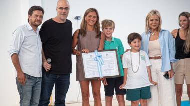 Reconocieron a la nadadora Noelia Petti