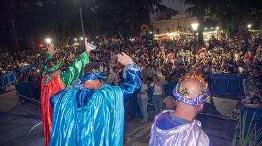 Una multitud celebró la magia de los Reyes en Burzaco