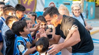 Julián Álvarez inauguró el nuevo Paseo Lineal Ferré en el Parque Central Las Colonias