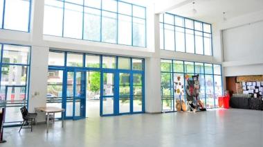 Encuentro con integrantes de la mesa de trabajo de la EEST N° 5 “J. F. Kennedy”