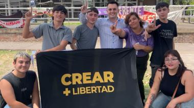 Moroni desembarca en la UNLA para apoyar a una agrupación juvenil