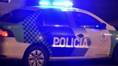 Acribillaron a un hombre delante de su novia y escaparon