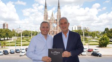 Gray se acerca a Alak en medio de rumores sobre su futuro partidario