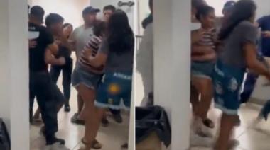 Agredió a los médicos de un hospital y los amenazó por redes: “Esa rubia tar...”