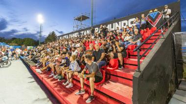El Municipio acompañó la inauguración de la nueva platea de Brown de Adrogué