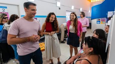 Julián Álvarez visitó una nueva jornada de salud para infancias en Monte Chingolo