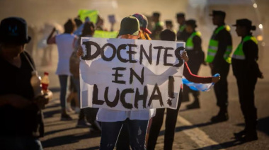 A casi un mes del inicio de clases, varias provincias están en conflicto con sus docentes