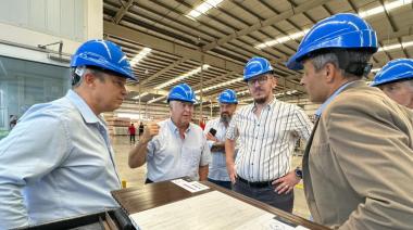 Cascallares y Quattromo recorrieron la empresa Barbieri