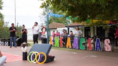 Balladares, presente en la apertura del jardín maternal de Monte Chingolo