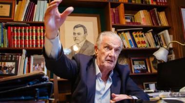 Casella alertó sobre el deterioro institucional y la debilidad del Congreso