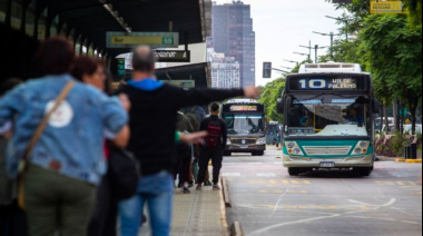 La odisea de viajar en el conurbano: Trenes y colectivos al borde del colapso