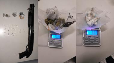 Tres detenidos con cocaína, marihuana y una réplica de escopeta tras una persecución
