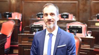 Petrecca impulsa una Ley para prohibir el uso de celulares en cárceles