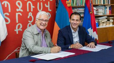 Alvarez firmó un convenio para difundir la cultura armenia