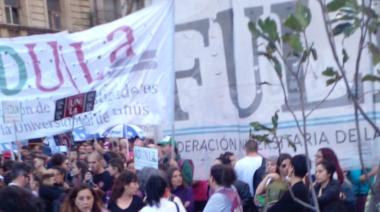 Docentes y nodocentes de la UNLa van al paro