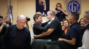 De la mano de un pope de la CGT, Kicillof desembarca en Córdoba