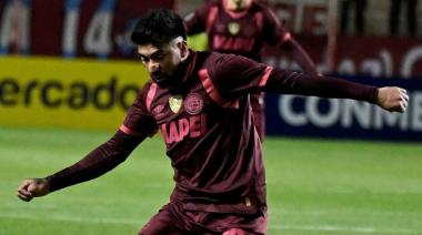 Lanús pegó un duro tropezón en su viaje a Bolivia