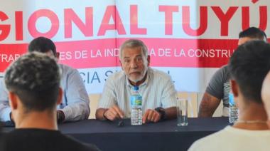 “La construcción privada puede avanzar por la inocencia fiscal y la casi esclavitud de los trabajadores”