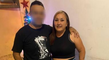 Policía fue condenado por atropellar, matar a una mujer y dispararle a la familia, pero está en su casa