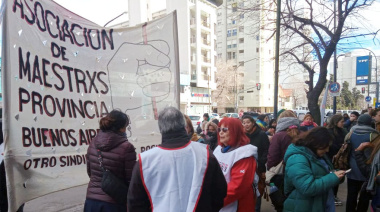 Un paro docente complica el inicio de la discusión salarial en territorio bonaerense