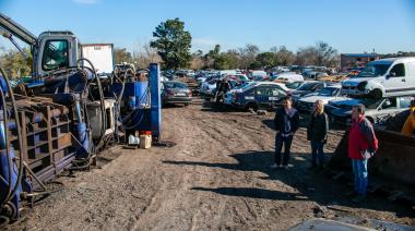 El Municipio compactó 900 motos y autos abandonados o secuestrados en operativos viales
