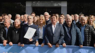 Los alcaldes axelistas vuelven a la carga con la reelección indefinida