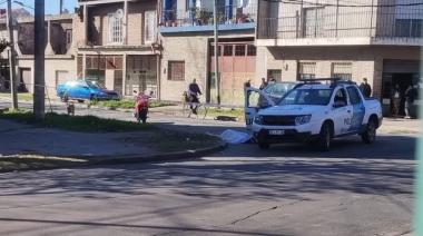 Colectivero atropelló y mató a un ladrón que le robó el celular y quedó detenido