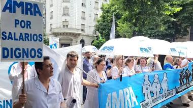 "El pluriempleo ya no alcanza", advierte la Asociación Médica de la República Argentina