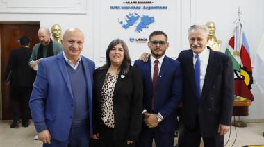 Aprueban una ampliación presupuestaria de $38 mil millones y renuevan las autoridades de la Defensoría del Pueblo