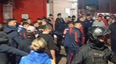 Tensión en Los Andes: hinchas increparon al plantel tras la derrota ante Temperley