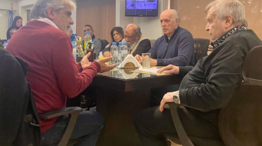 El ministro Correa se reunió con municipales porteños y despierta nuevas suspicacias