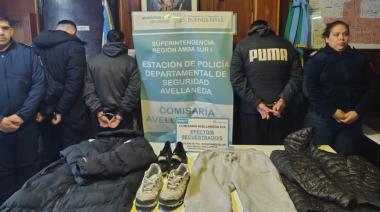 Asaltaron a un fletero y le robaron $60 millones en mercadería: tres detenidos