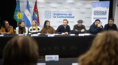 Otermín y Lugones presentaron la campaña “Con la droga no se juega” en Lomas
