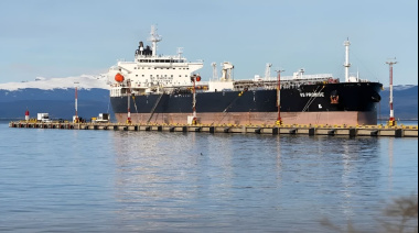 Gremios marítimos repudiaron la presencia de buque inglés en Ushuaia