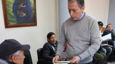 Gray se reunió con vecinos que atraviesan graves problemas de salud