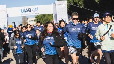 Más de 500 vecinos participaron de la segunda edición de “La Industria Corre”