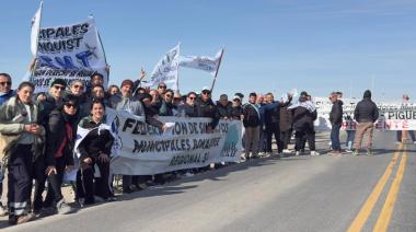 Fesimubo bloqueó el acceso al puerto de Bahía Blanca
