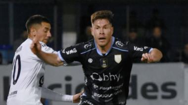 Con dos hombres más, Quilmes perdió en Santa Fe