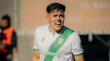Santiago Esquivel extendió su vínculo con Banfield