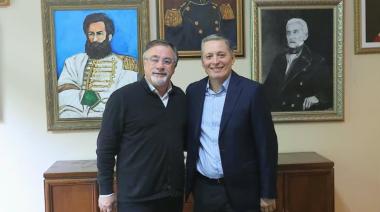 Gray se reunió con las autoridades del Partido Federal