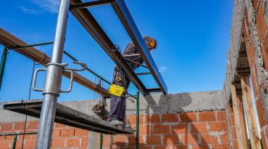 Continúan las obras en distintas escuelas públicas del distrito