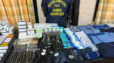 “Fijate qué medicamento le puede dar”: las escuchas que exponen el peligro de los médicos truchos