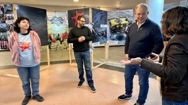 Cientos de estudiantes visitaron la muestra "Vidas Submarinas" en la casa Municipal de la Cultura