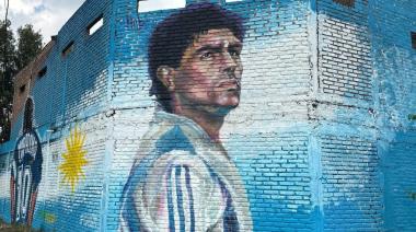 Nuevo mural en Burzaco para recordar a Diego Maradona