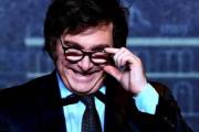 El modelo Hood Robin libertario: Grandes recursos para el campo, veto a las leyes de jubilados y universidades