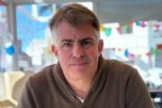Bursese propone un debate local con Decuzzi y Moroni