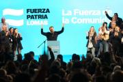 Otermín presentó a los candidatos, con Sol Tischik a la cabeza, y planteó: “Es comunidad o motosierra”