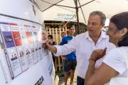 Cascallares recorrió las mesas de Fuerza Patria y dialogó con vecinos